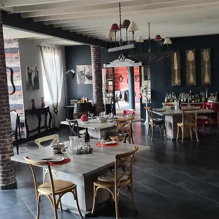 Au Relais Des Mousquetaires Laas (Gers)